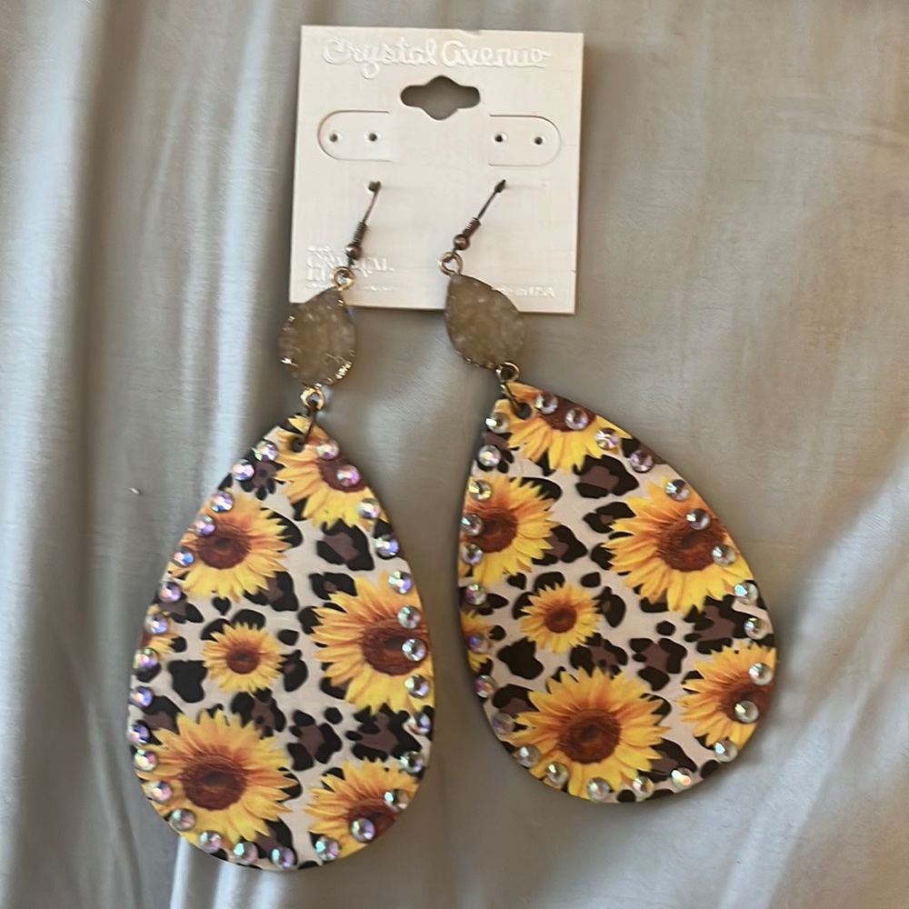 Sunflower leopard earrings
